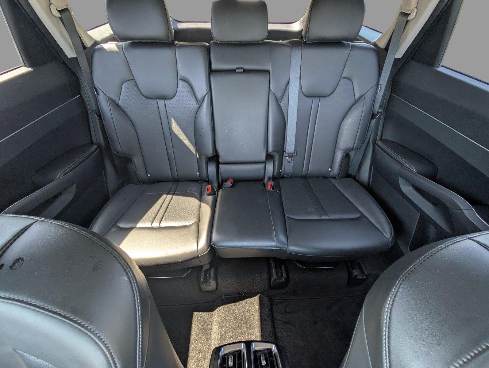 Used 2024 Everlasting Silver Kia S image 36
