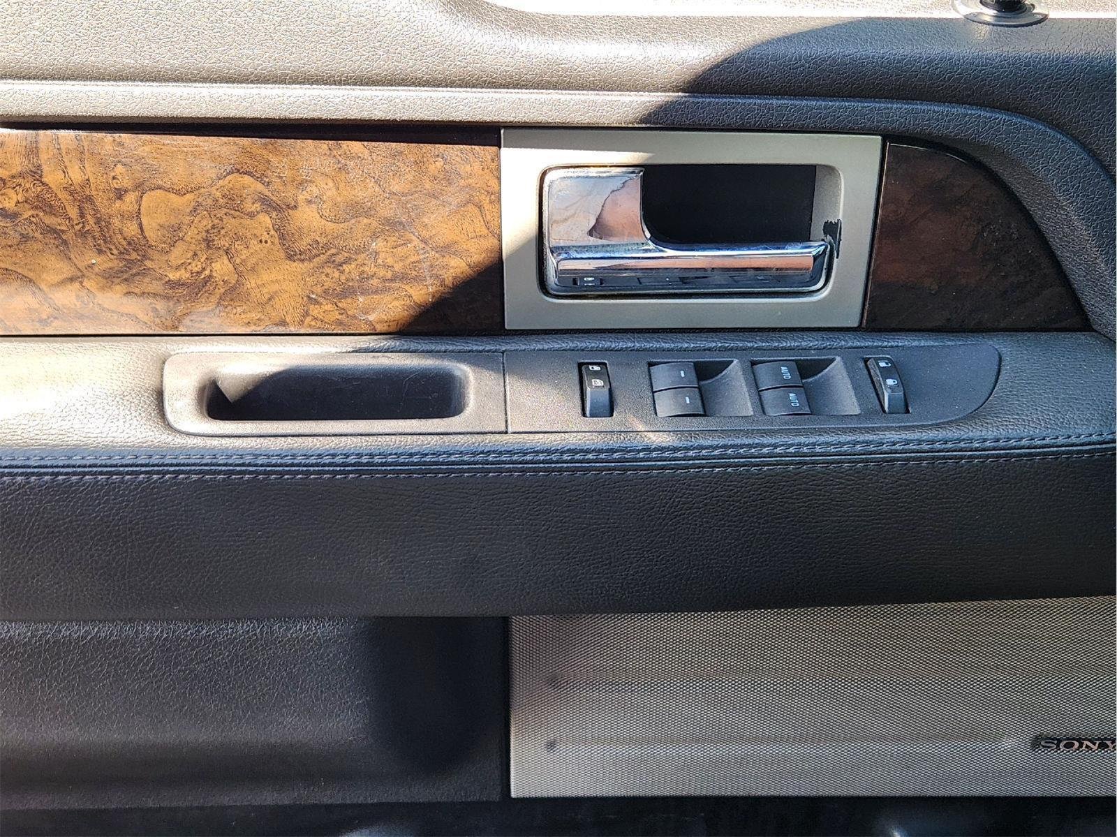 Used 2013 Kodiak Brown Metallic Ford Platinum image 22