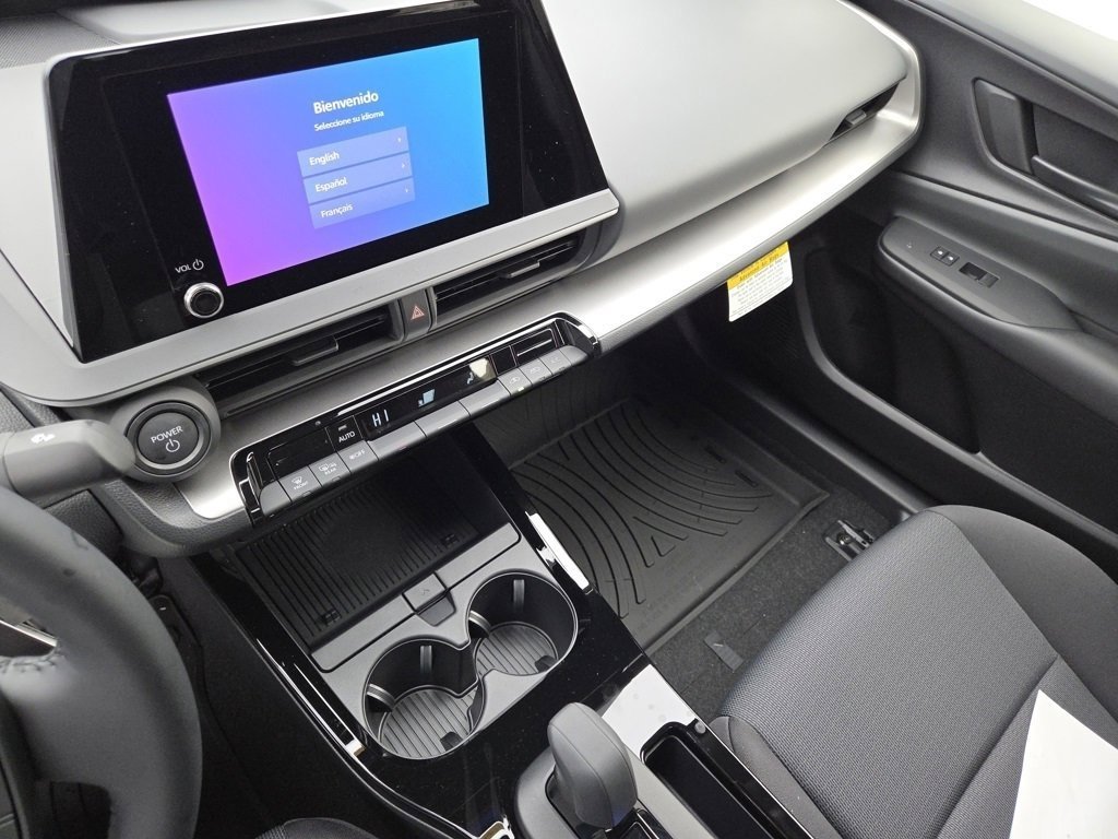 2026 Toyota Prius LE - Photo 30