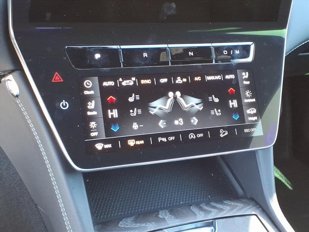 2026 Maserati Grecale Modena V6 - Photo 8