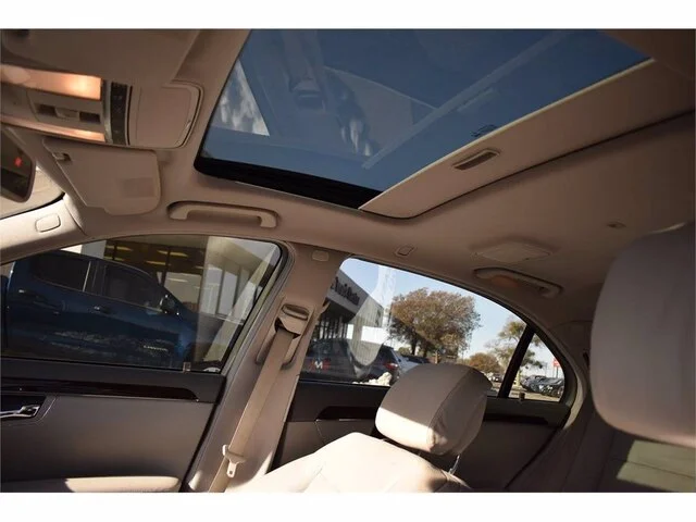 Used 2013 Andorite Gray Mercedes-Benz S 550 image 10