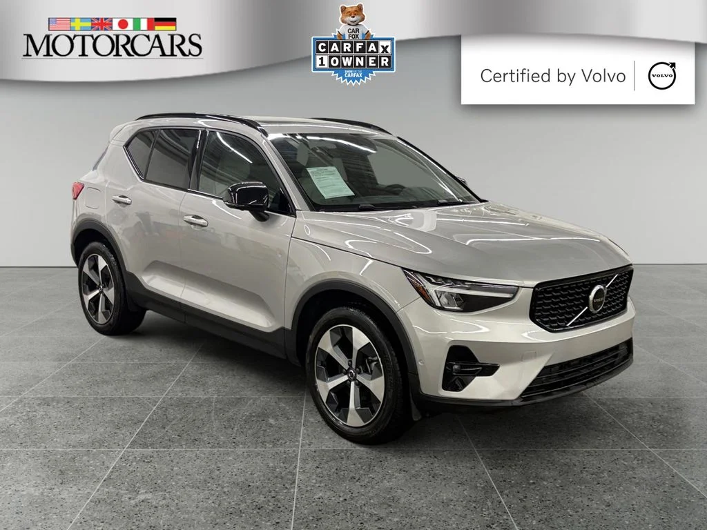 2023 Volvo XC40