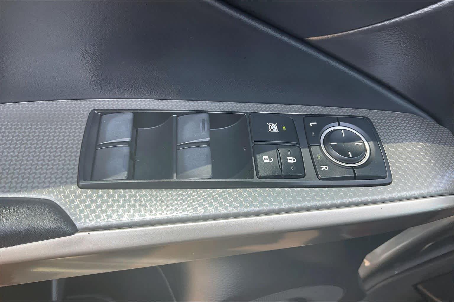 car-gallery-32