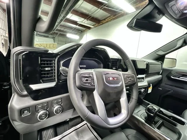 New 2026 Onyx Black GMC SLT image 10