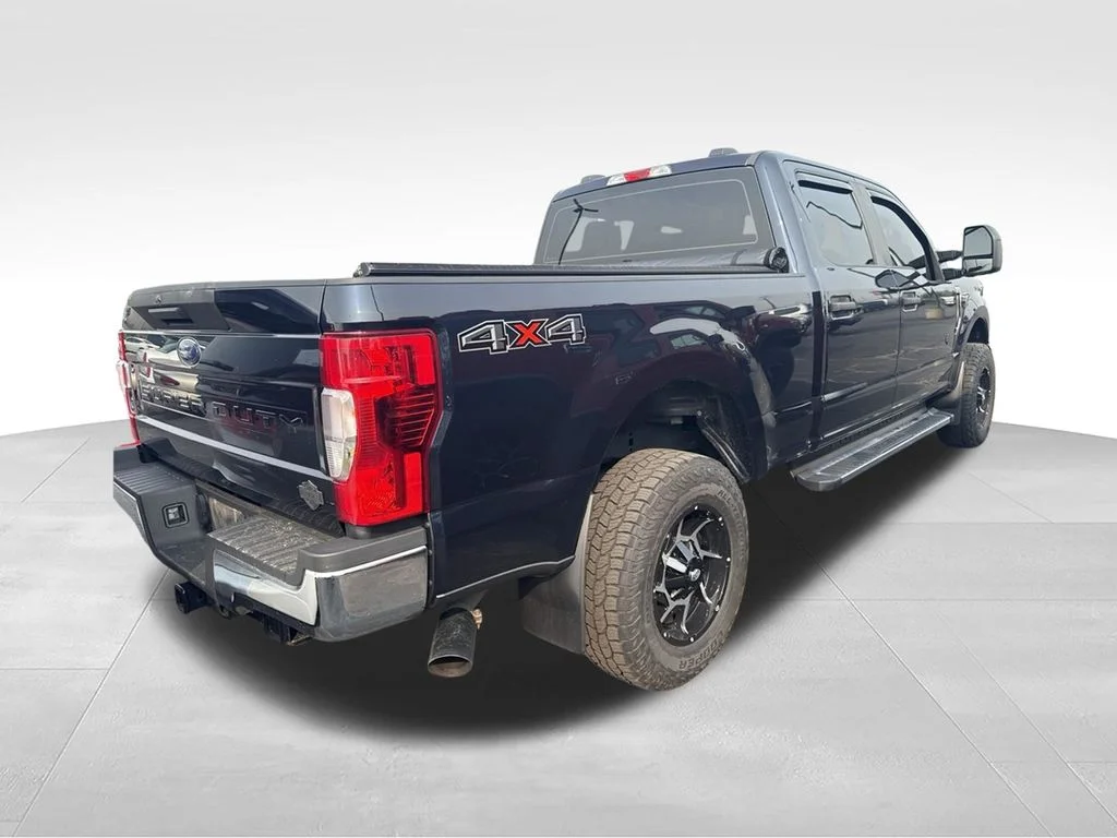 Used 2021 Blue Ford XL image 2