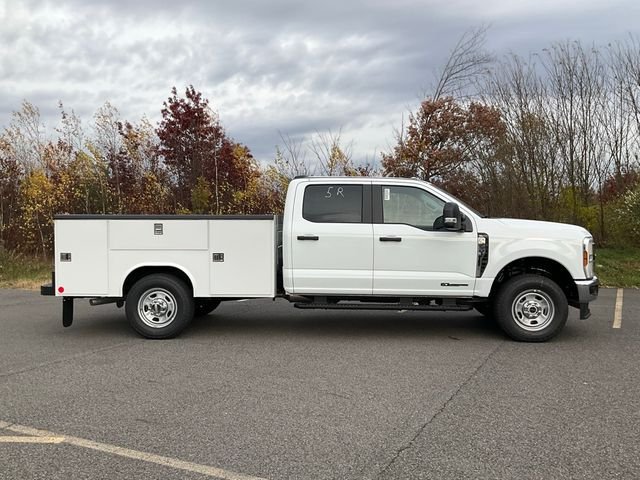 New 2026 Oxford White Ford F-350® XL image 29
