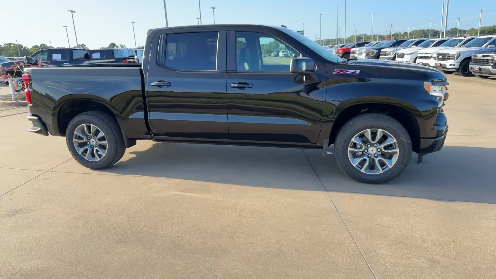 2026 Chevrolet Silverado 1500 RST - Photo 9