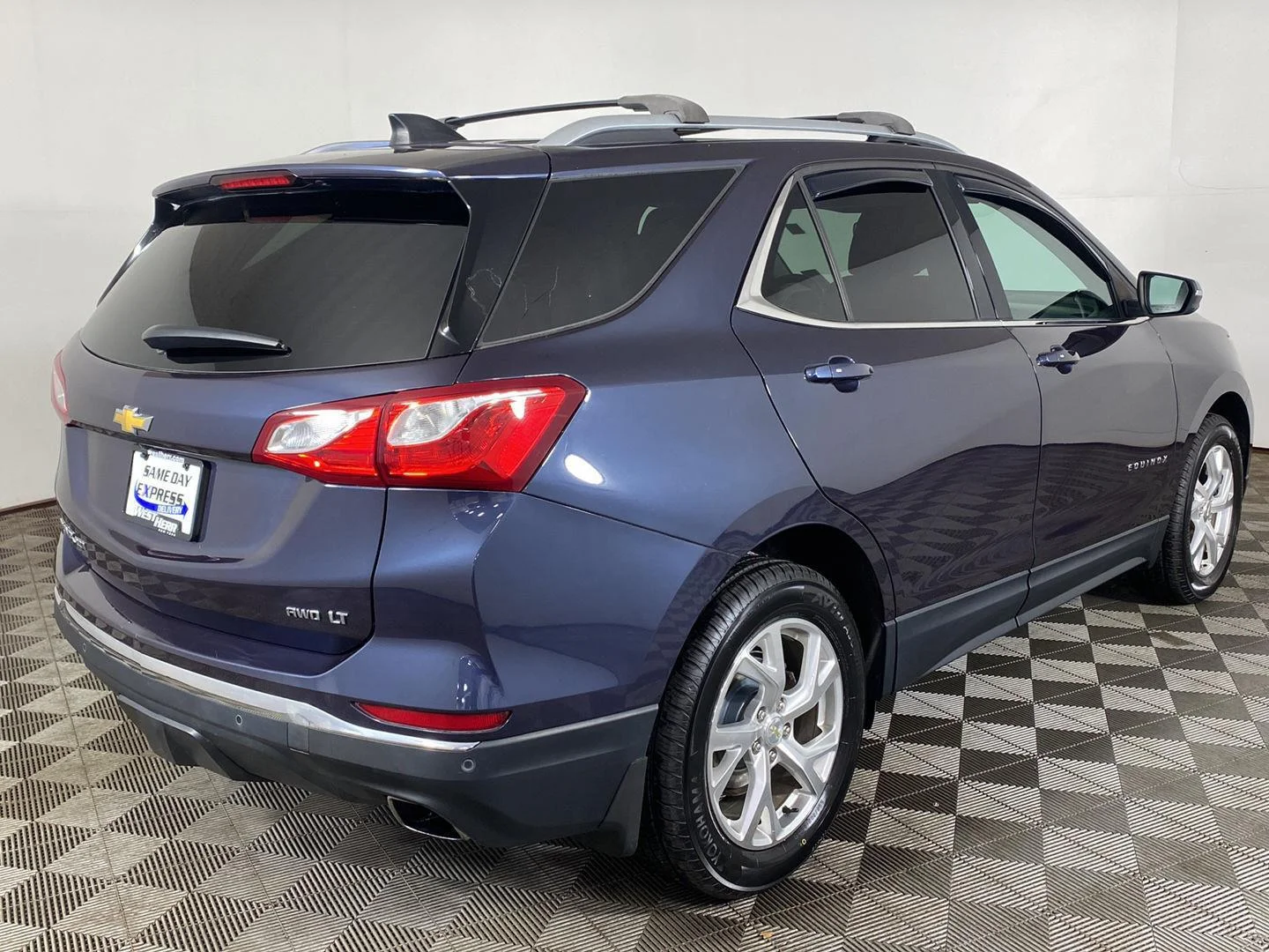 Used 2019 Storm Blue Metallic Chevrolet LT image 6