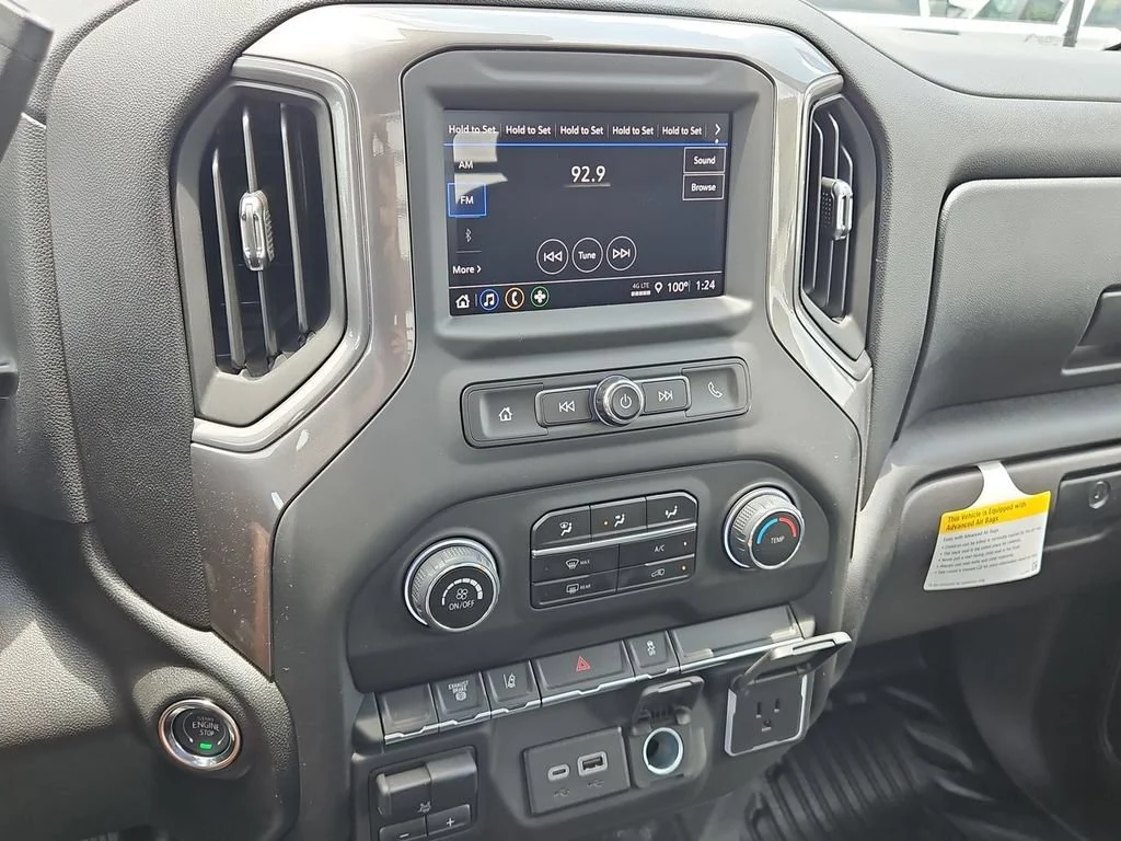 New 2025 Summit White Chevrolet Work Truck image 17