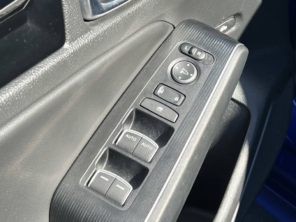Used 2022 Blue Honda Touring image 21