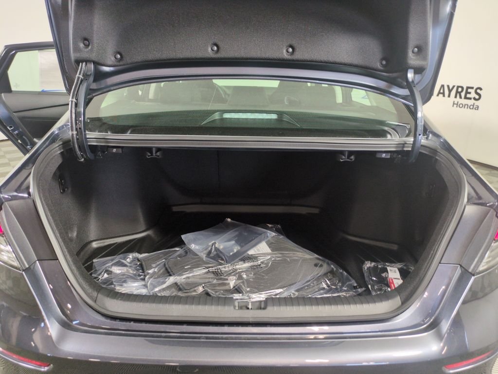 New 2026 Meteorite Gray Metallic Honda SE image 22