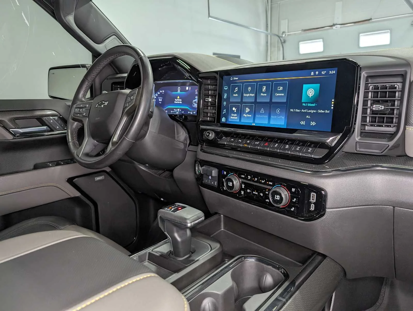 Used 2023 Sand Dune Metallic Chevrolet ZR2 image 44