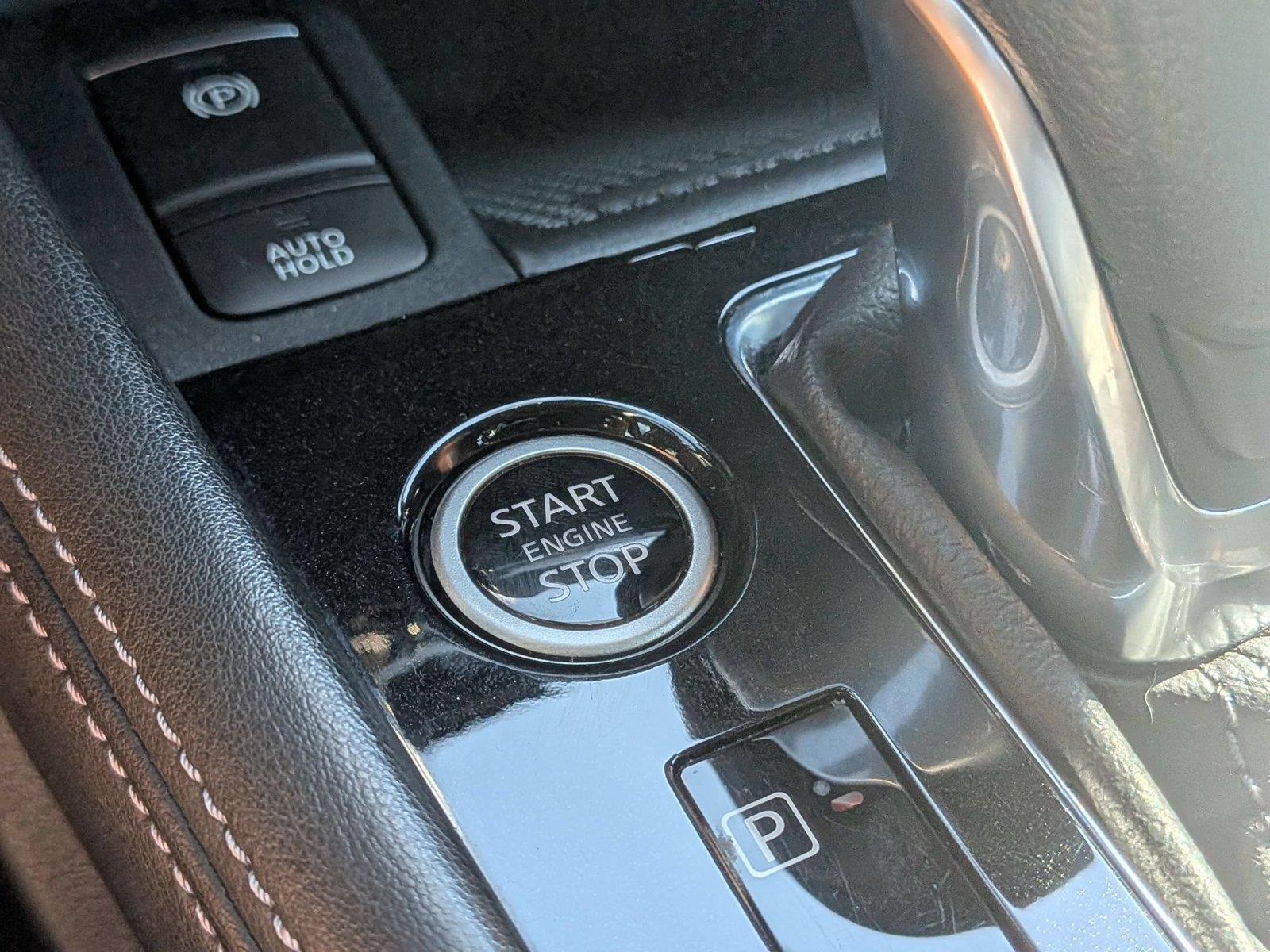 Used 2024 Electric Blue Metallic Nissan SR image 29
