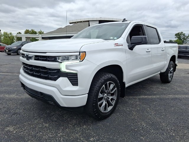 Certified Used 2024 Summit White Chevrolet RST image 3