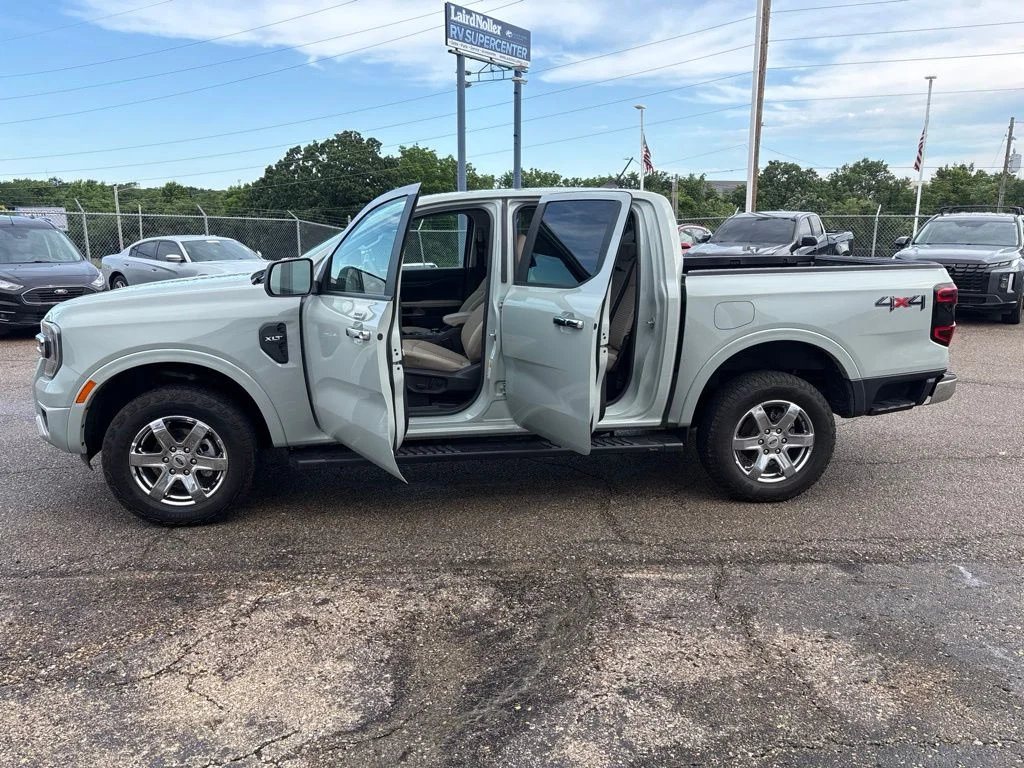 Certified Used 2024 Cactus Ford XLT image 4