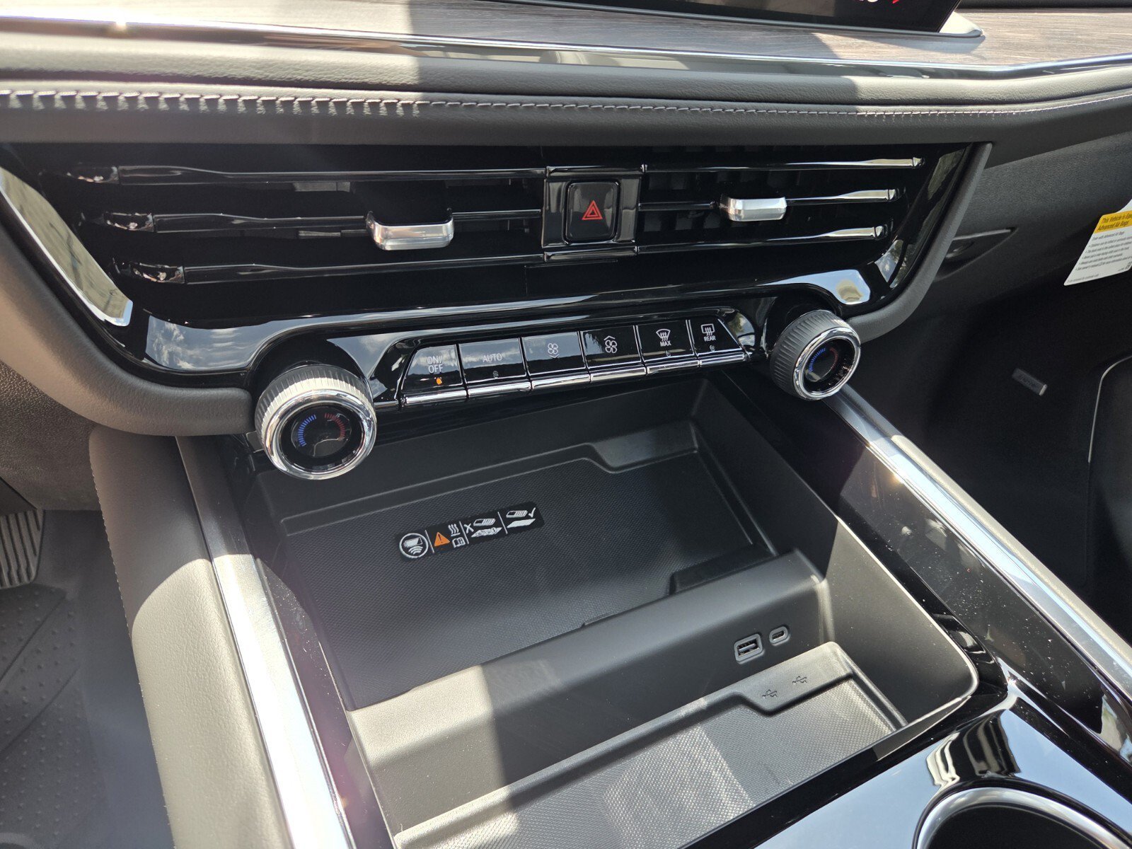 2026 Chevrolet Tahoe LT - Photo 27