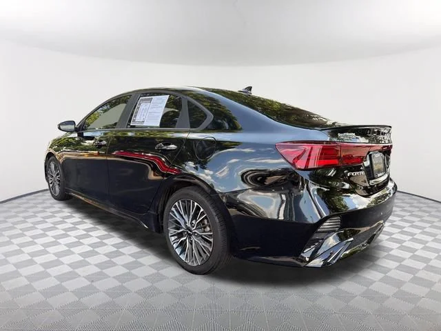 Used 2023 Black Kia GT-Line image 7