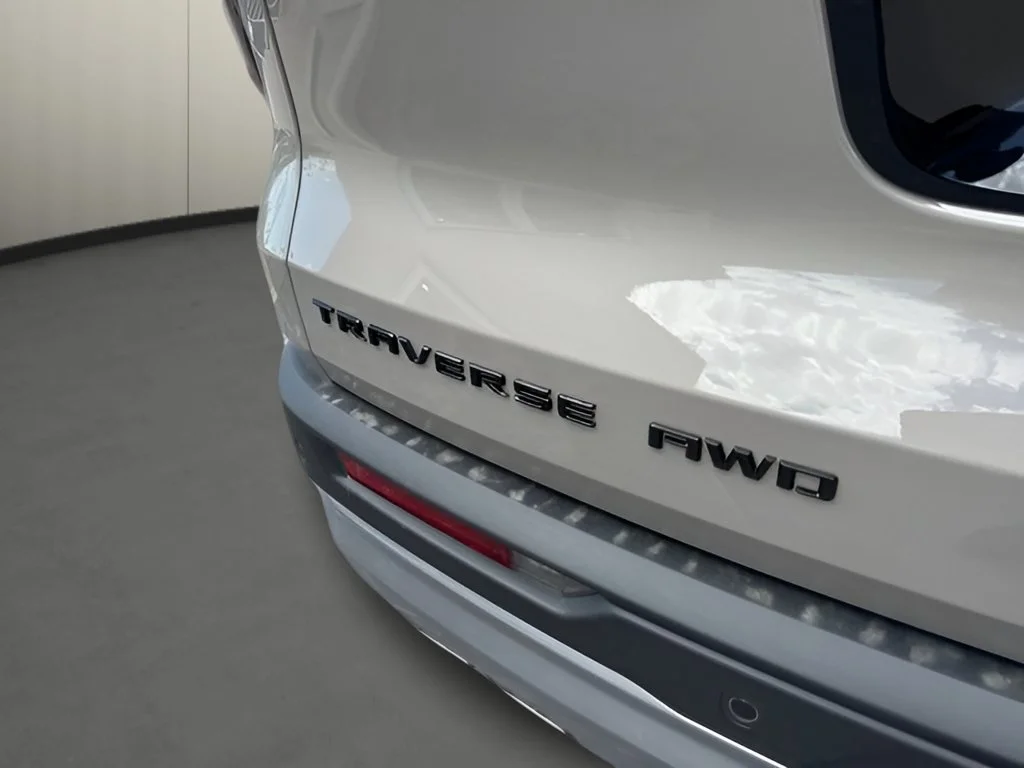 New 2026 Sandstone Gray Chevrolet Z71 image 31