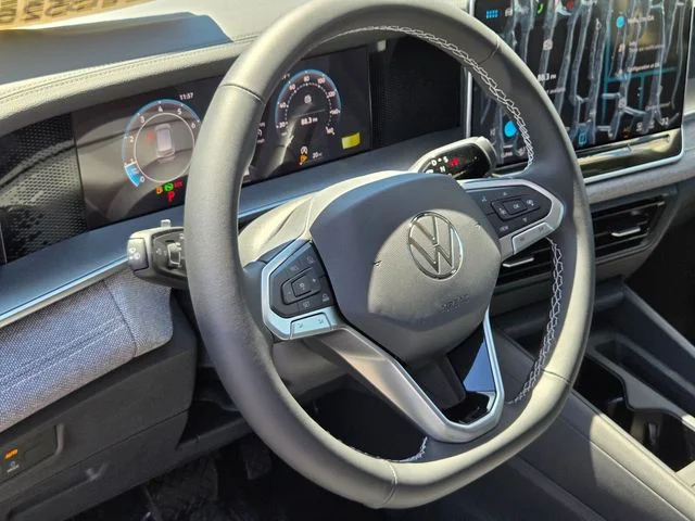 New 2026 Black Volkswagen 2.0T S image 10