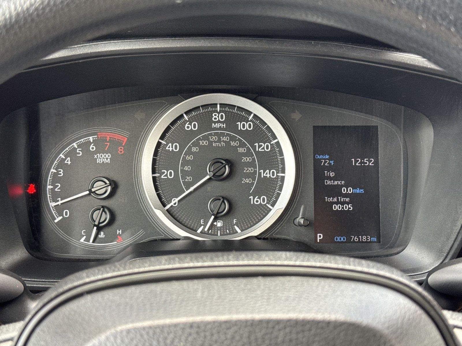 2021 Toyota Corolla LE - Photo 11