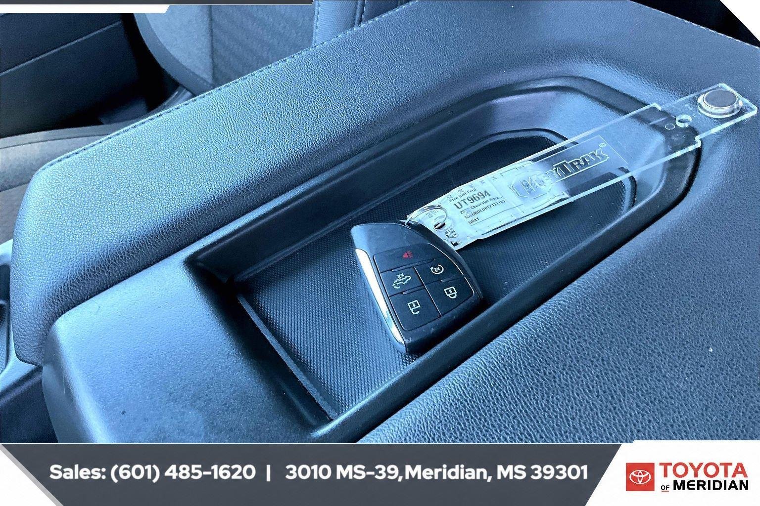 Used 2026 Sterling Gray Metallic Chevrolet LT image 9