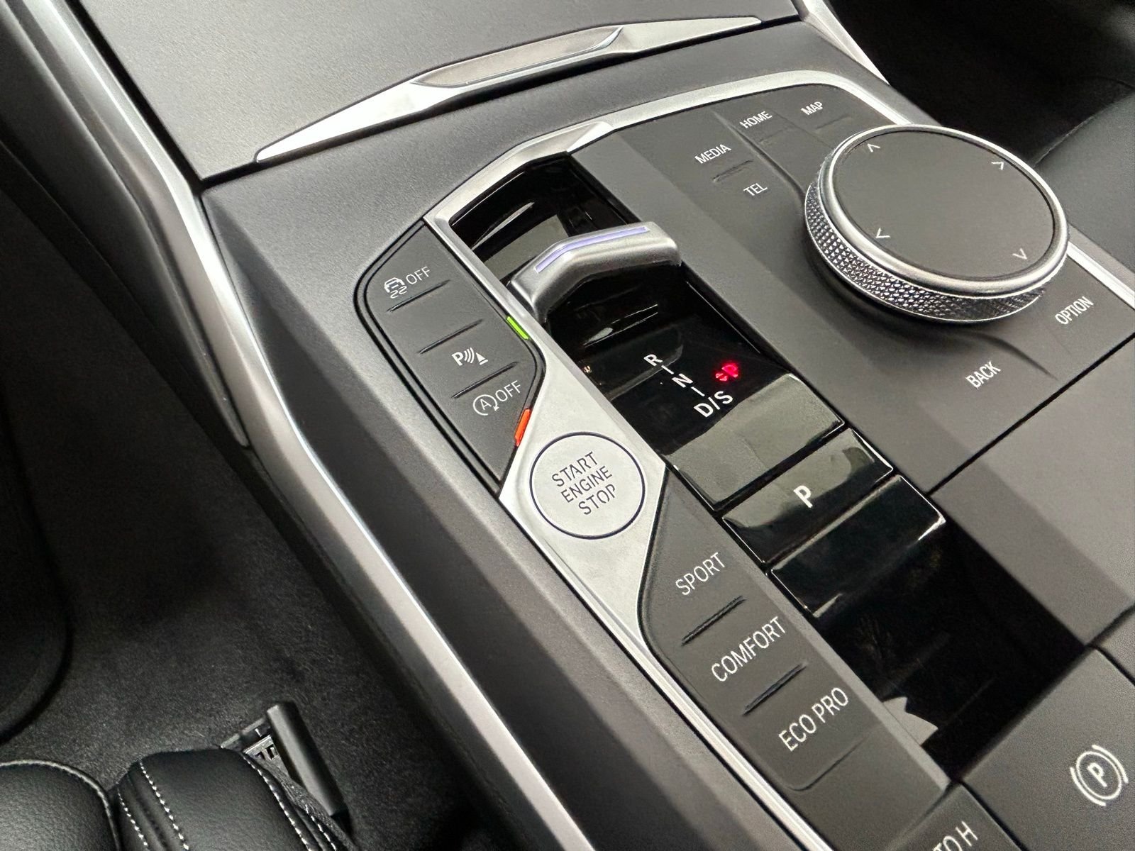 2025 BMW 2 Series 230i - Photo 21