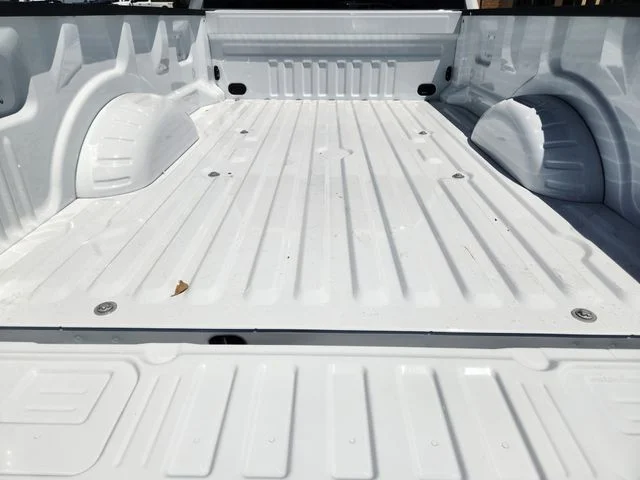 New 2026 Oxford White Ford F-350® XL image 32