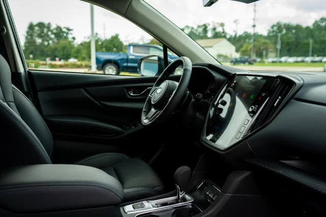 New 2026 Crystal White Pearl Subaru Premium image 24