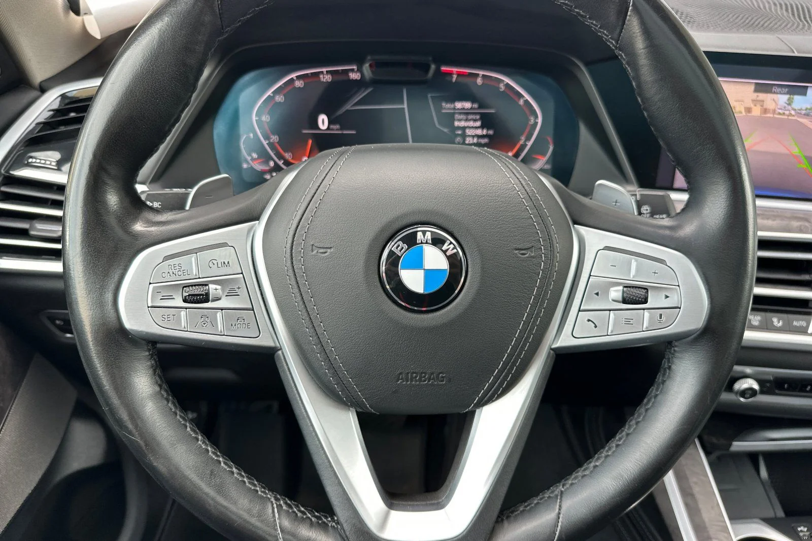 Used 2020 Blue BMW xDrive40i image 27
