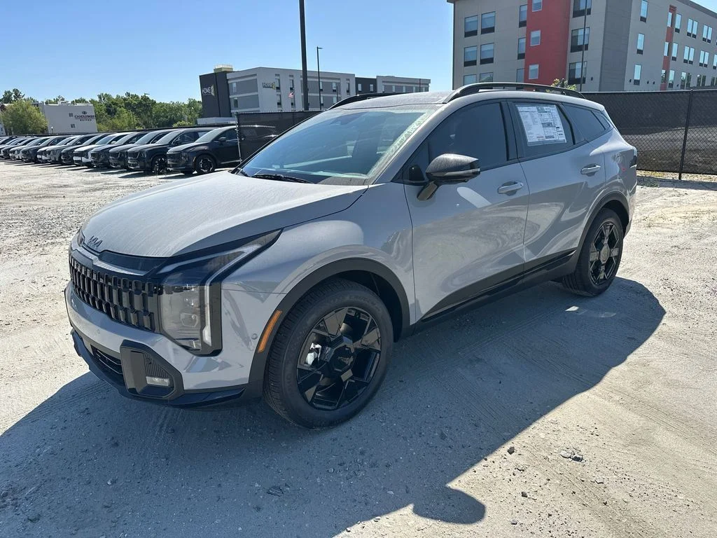New 2026 Black Kia X-Line image 3