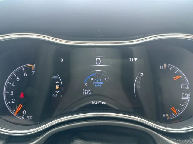 Used 2018 Silver Jeep Limited image 12
