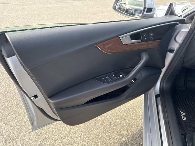 Used 2023 Florett Silver Metallic Audi Premium image 19