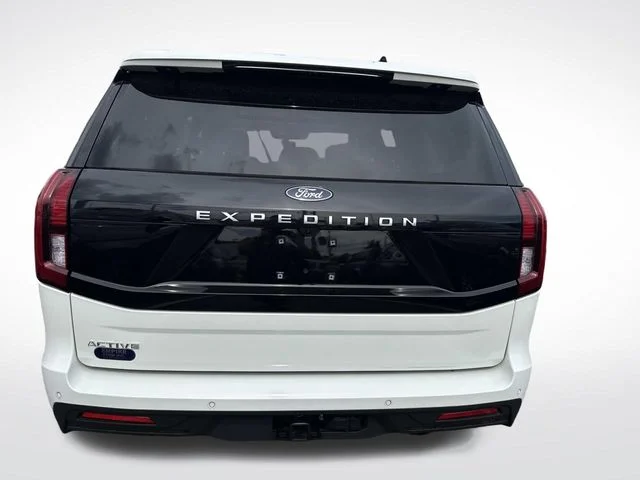Used 2025 White Ford Active image 4