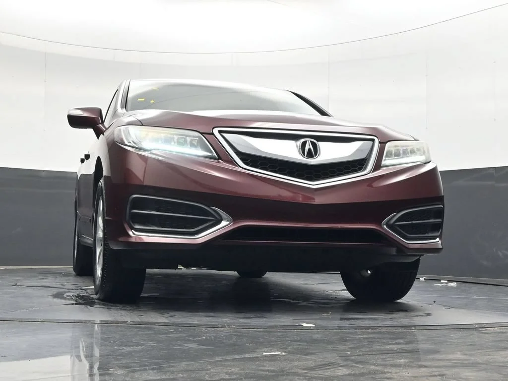 Used 2018  Acura Technology Package image 28