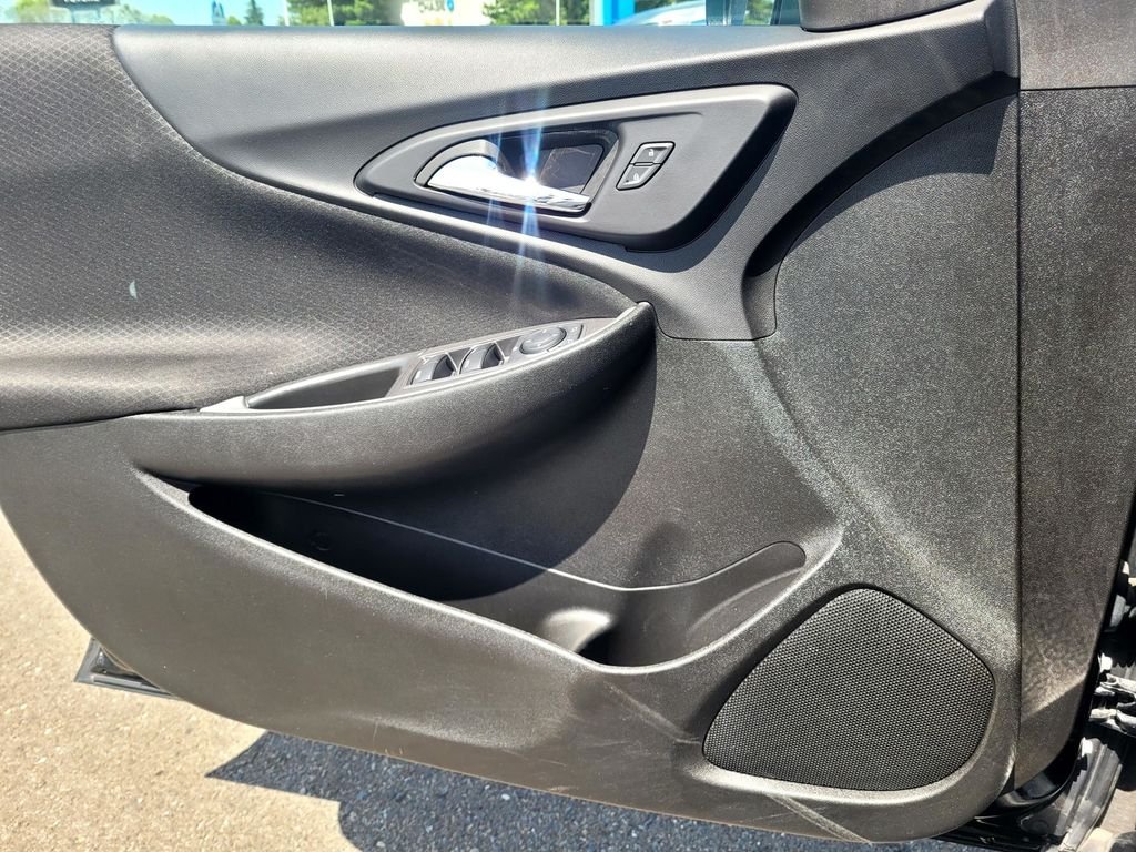 Used 2023 Black Chevrolet LT image 16