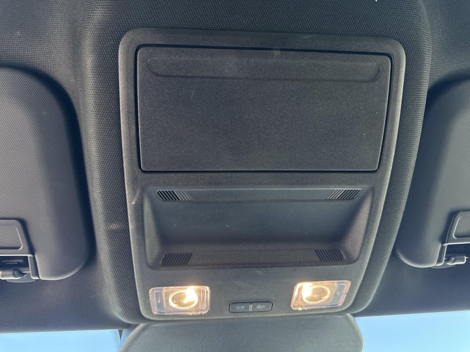 Used 2025 Agate Black Ford ST-Line image 24