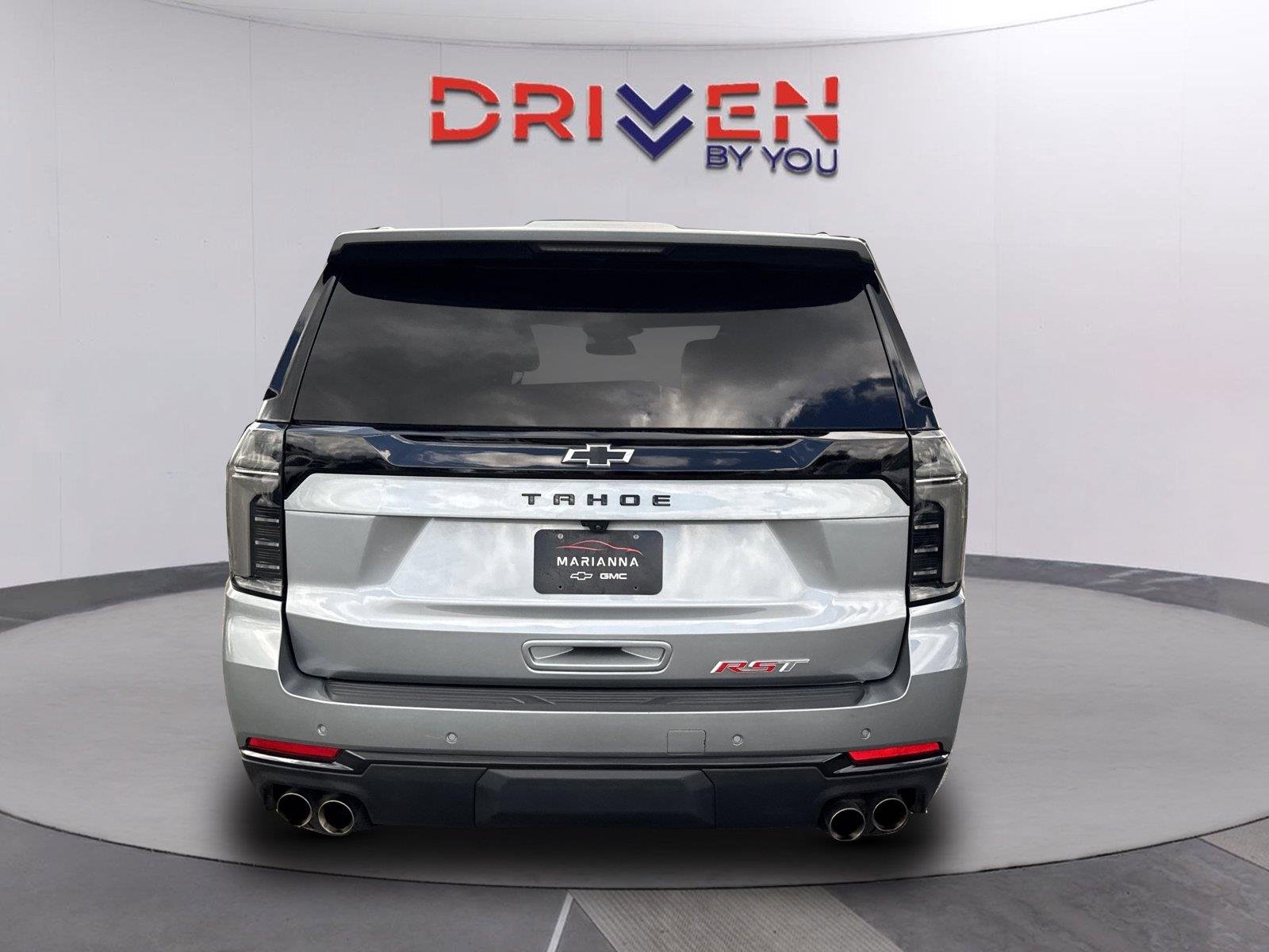 Used 2025 Sterling Gray Metallic Chevrolet RST image 5