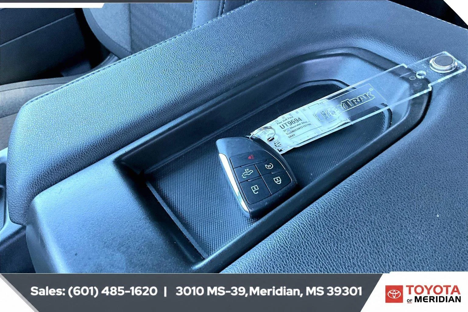 Used 2026 Sterling Gray Metallic Chevrolet LT image 9