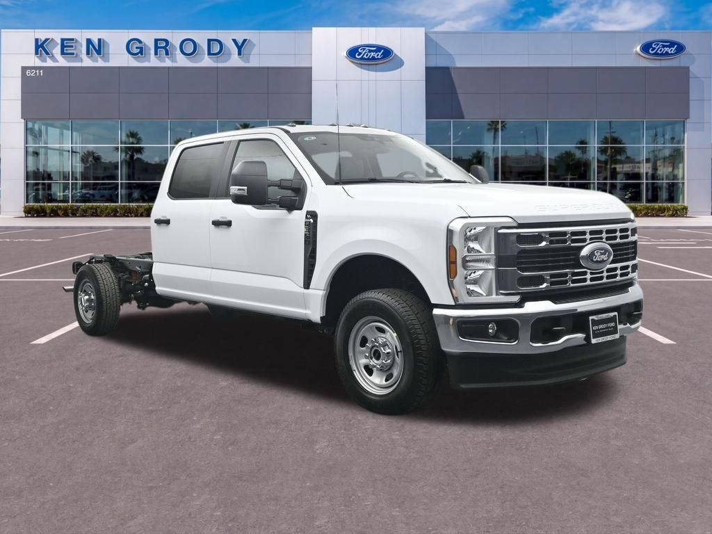 New 2026 Oxford White Ford XL image 1