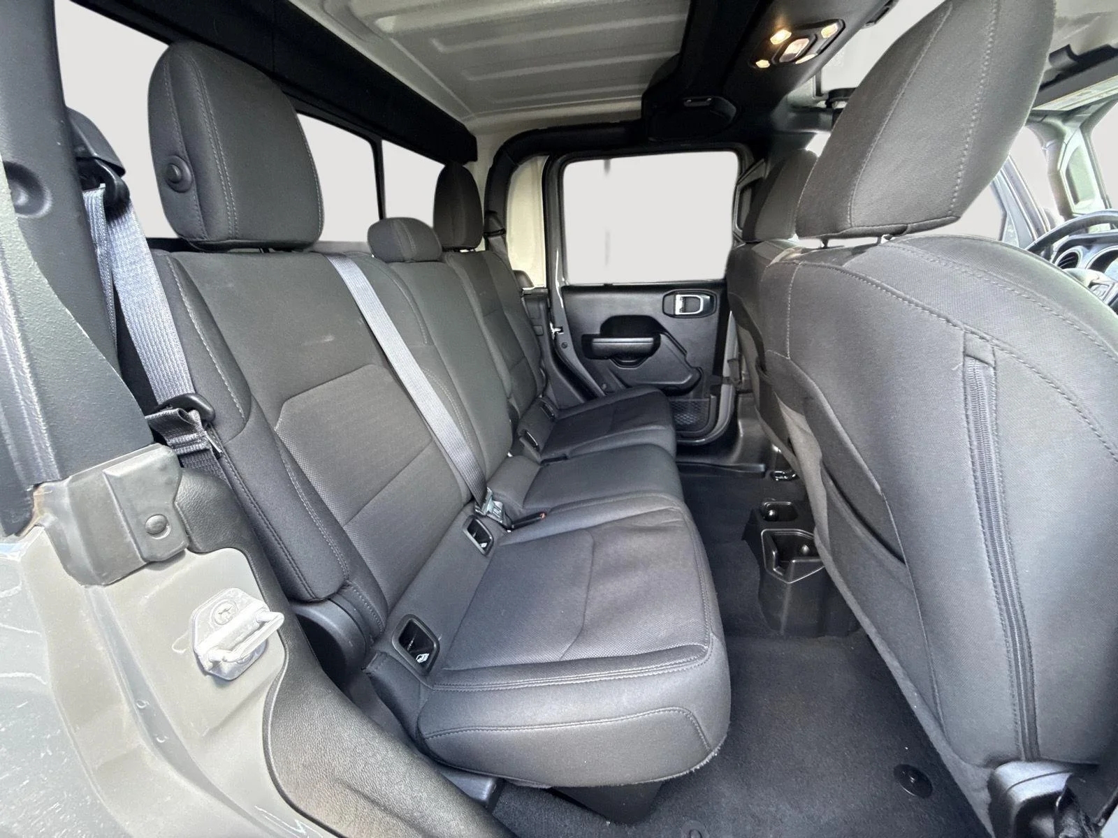 Used 2023 Sting-Gray Clearcoat Jeep Sport S image 5