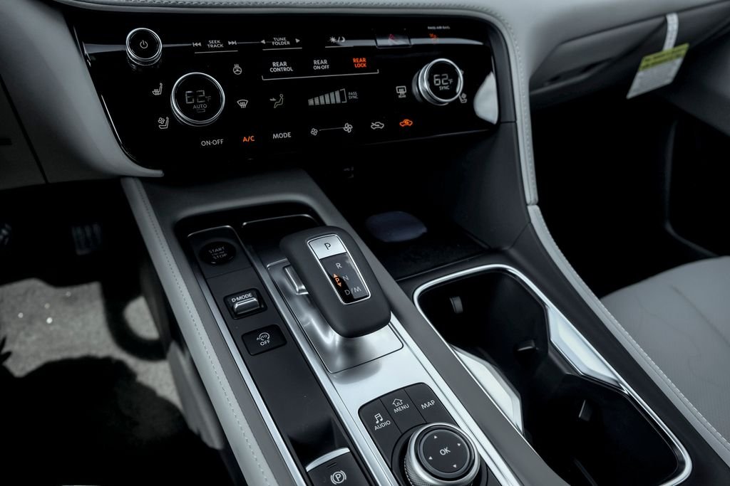 New 2027 DEEP EMERALD INFINITI Sport AWD image 17