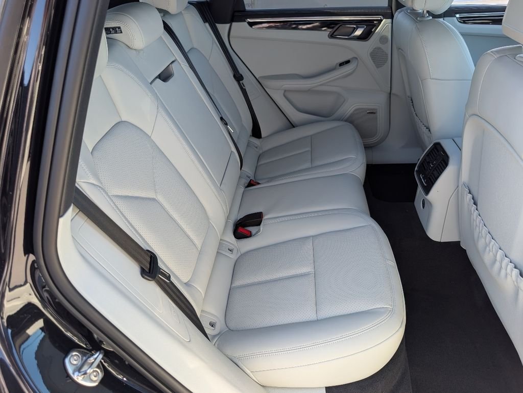 2026 Porsche Macan S - Photo 7