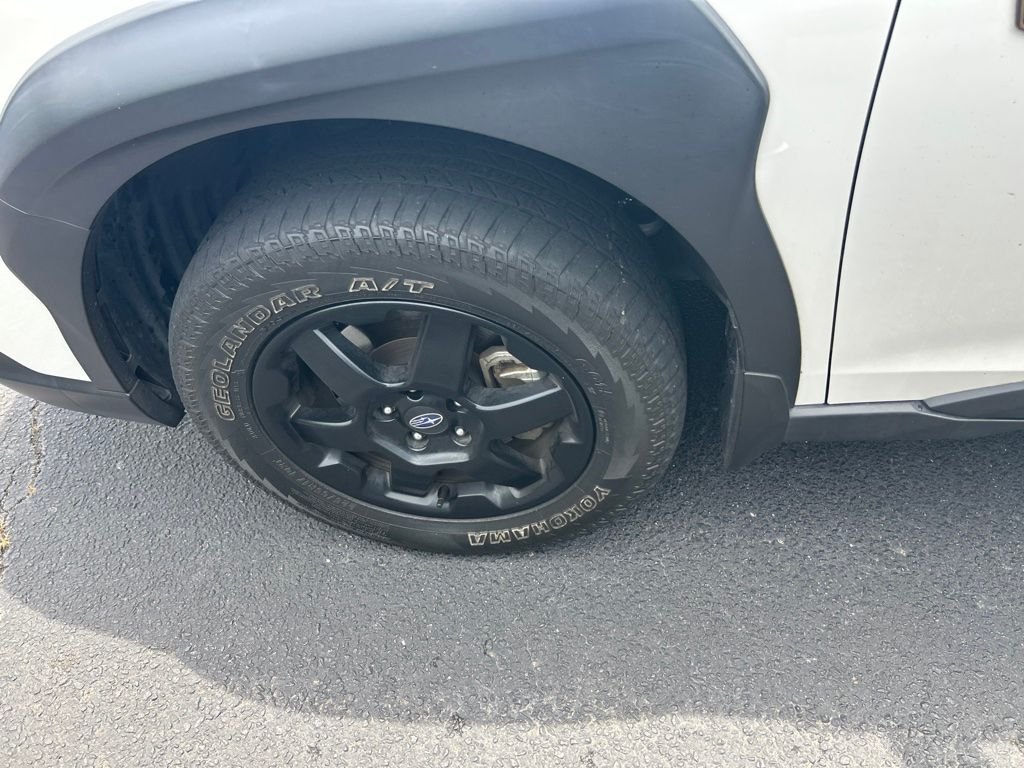 Used 2022 White Subaru Wilderness image 15