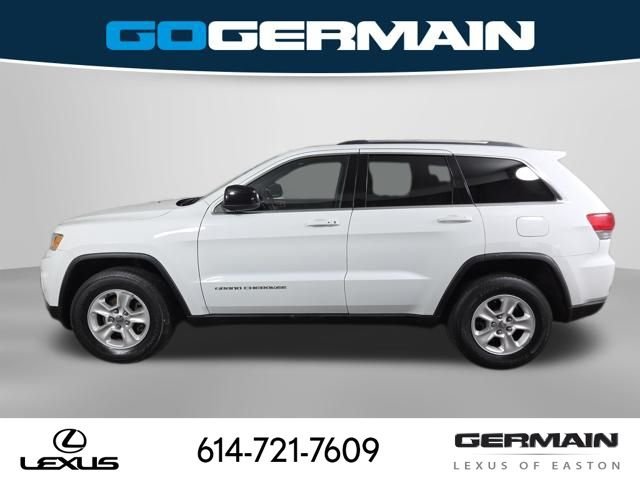 Used 2016 White Jeep Laredo image 11