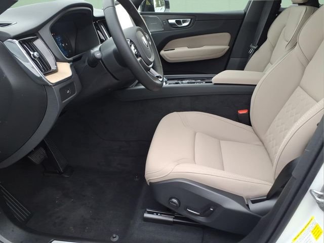 New 2026 Crystal White Volvo Plus image 15
