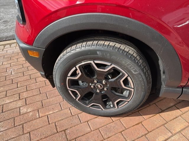 New 2025 Ruby Red Metallic Tinted Clearcoat Ford Outer Banks® image 6