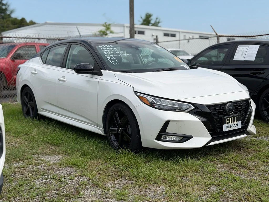 Used 2023 White Nissan SR image 2