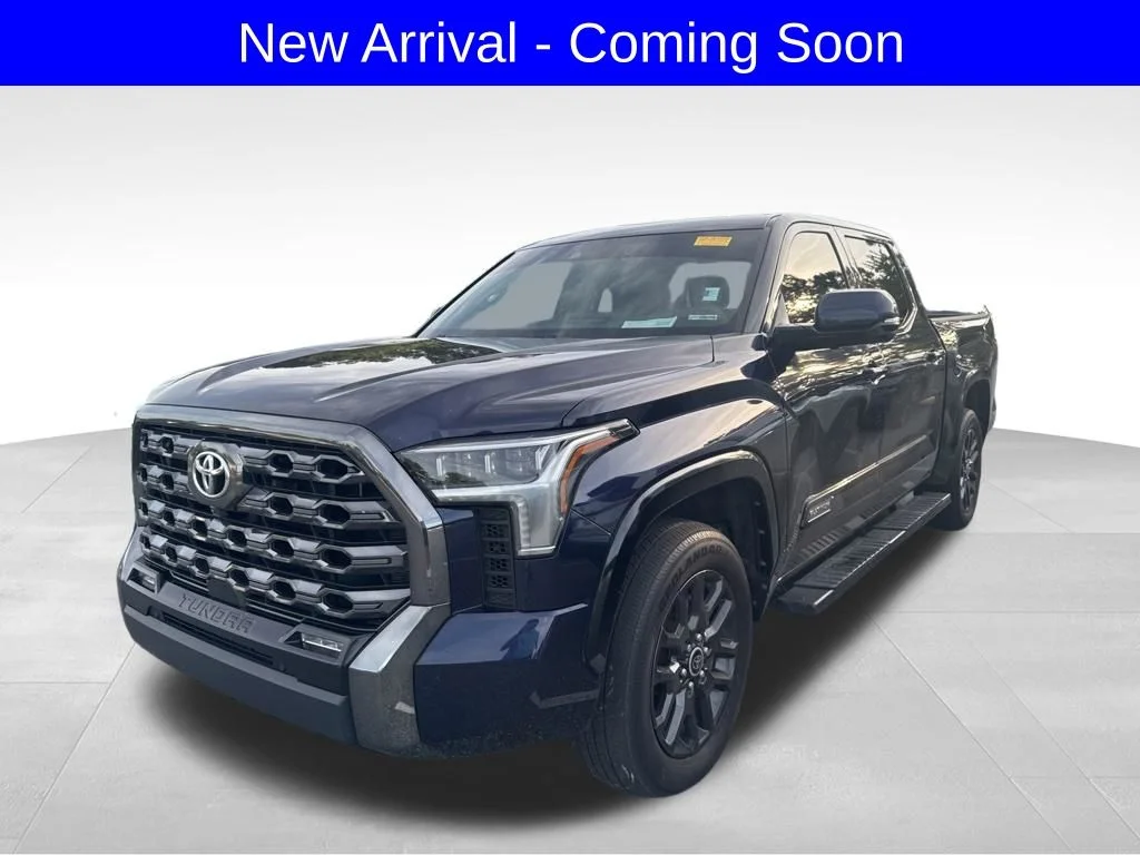 Used 2023  Toyota Platinum image 1