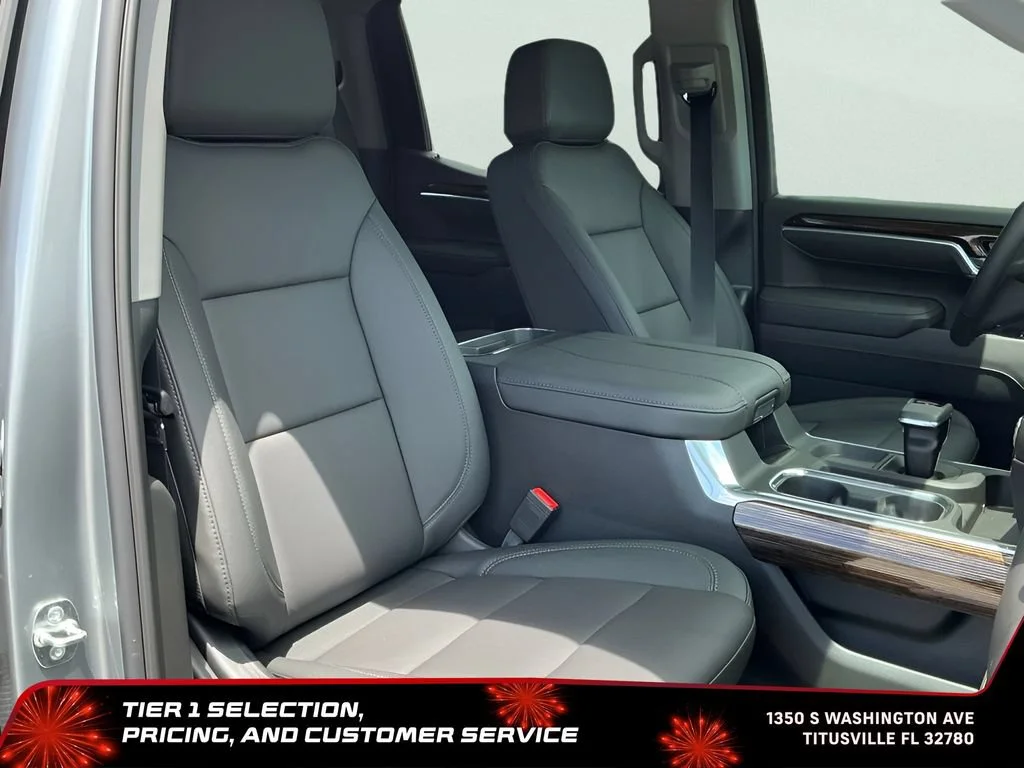 New 2026 Sterling Metallic GMC Elevation image 13