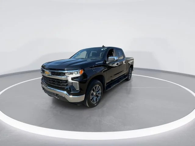 Used 2025 Black Chevrolet LT image 4